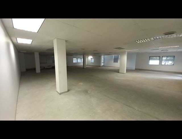 308M² OFFICE TO LET IN BRYANSTON